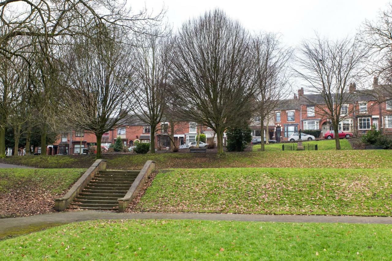 Appartamento Northwood Park View Stoke-on-Trent Esterno foto